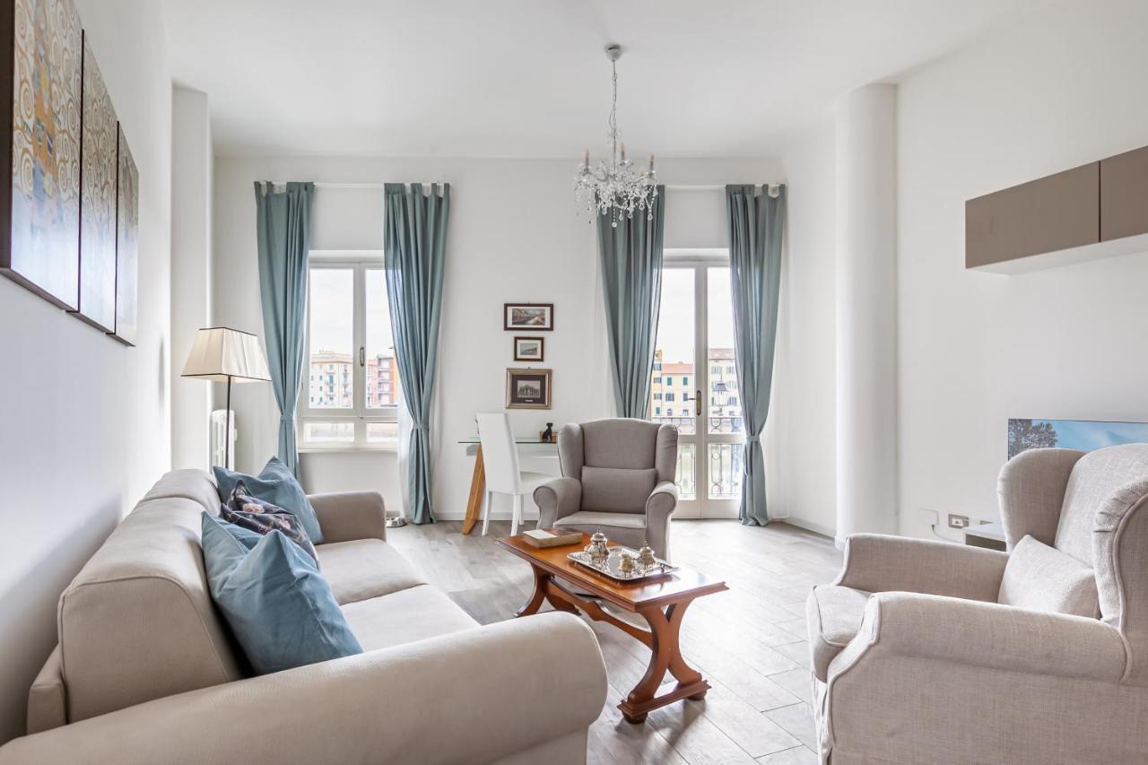 פיזה Lungarno Elegant Apartment With Panoramic Balcony מראה חיצוני תמונה